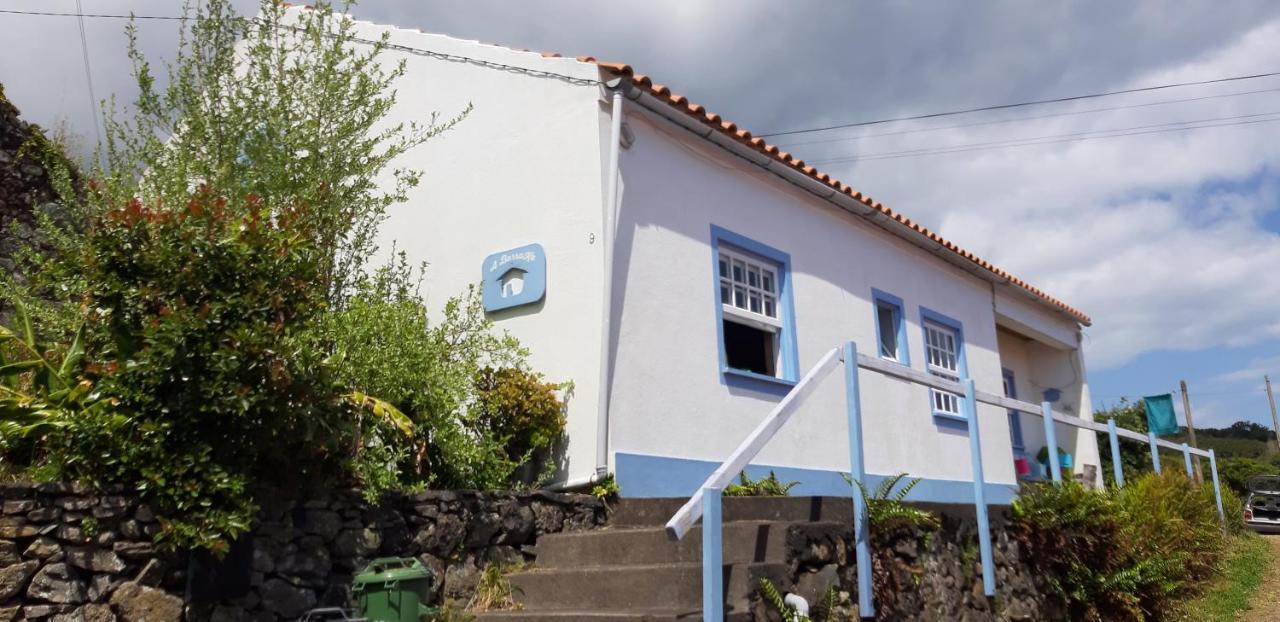 A Barraka: Rent Your Room In Flores! Lajes das Flores エクステリア 写真